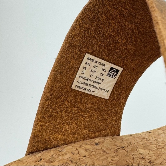 Reef Cushion Sol Hi Wedge Sandal size 10- metallic straps, cork footbed, chunky - Picture 6 of 7